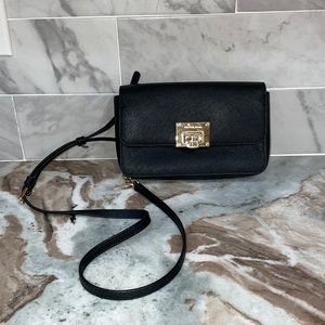 GUC Michael Kors Saffiano Leather Tina 2 in 1 Crossbody CLUTCH ONLY Authentic!
